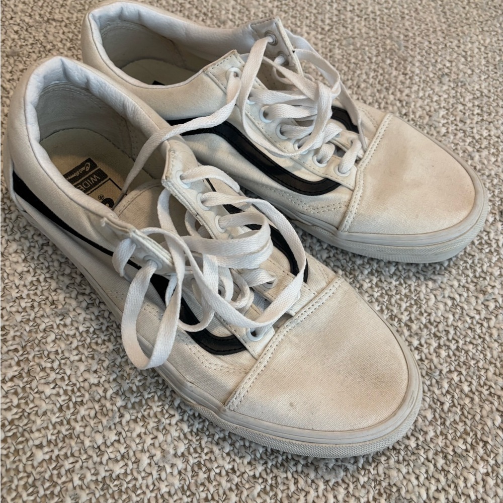 Vans White and Black Men's 9.5 Wide